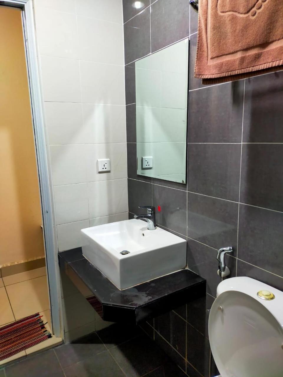 Langkawi Uptown Hotel Куа Екстериор снимка
